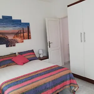 apartur-centrico-apartamento-junto-a-la-playa.in-canary-islands.com/